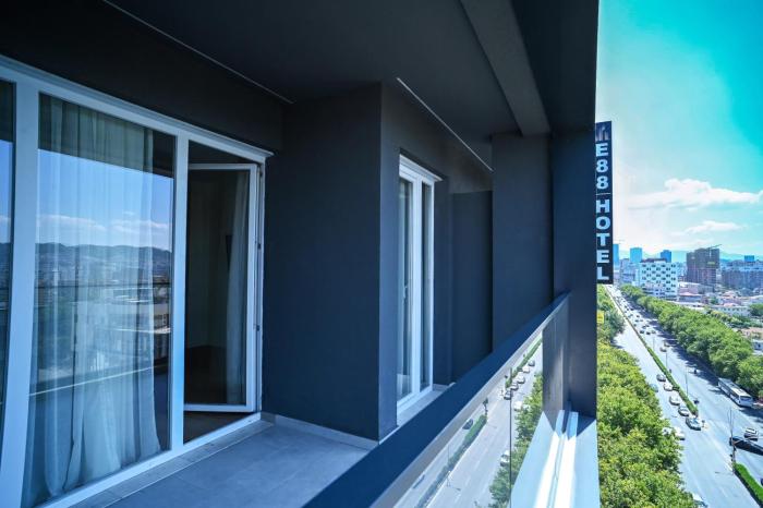 e 88 hotel