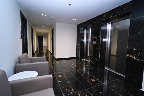 e 88 hotel