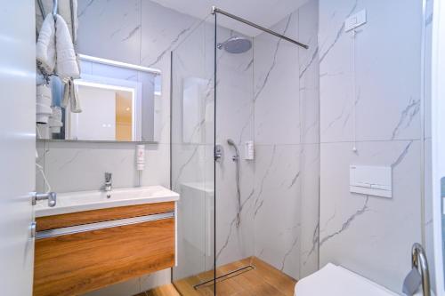 e 88 hotel