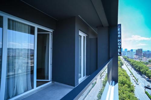 e 88 hotel