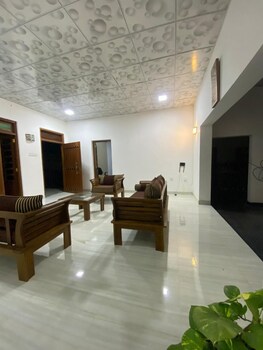 Beloved Regency,,3 star