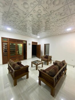 Beloved Regency,,3 star