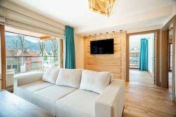 mountain diamond resort
