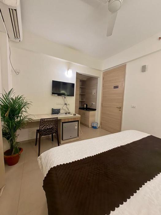 hotel vrinda nikunj dham