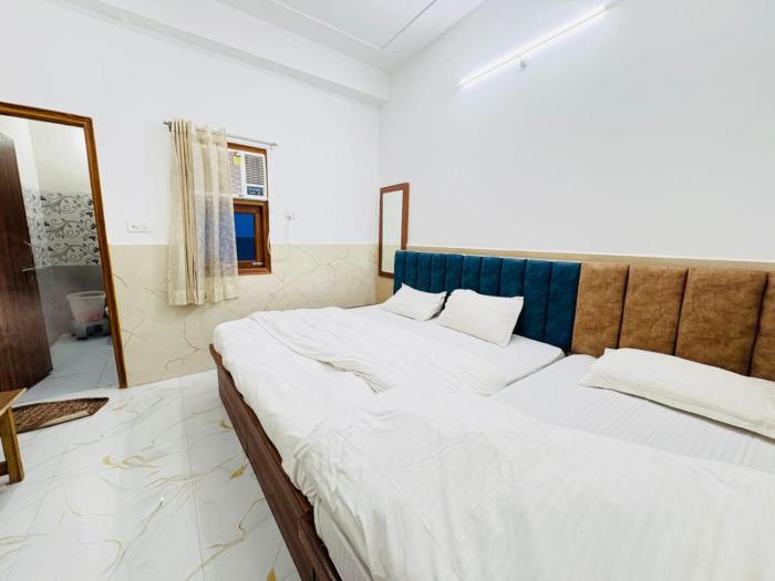 hotel vrinda nikunj dham