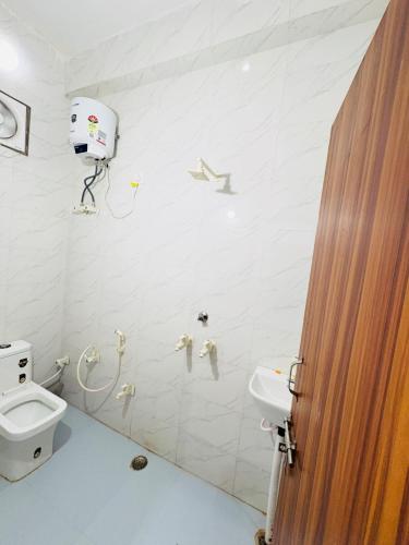 hotel vrinda nikunj dham