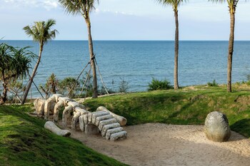 Rucha Beachfront Retreat,,3 star