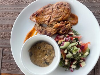idan barn suites and cafe