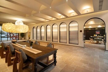 Yunmanjianye Hotel,,3 star