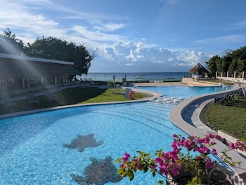 Banana Beach Club,,3 star