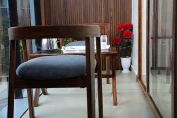 The Avis Resort And Homestay,,2 star