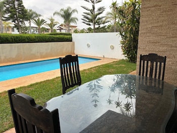 villa bouznika bay by saloua