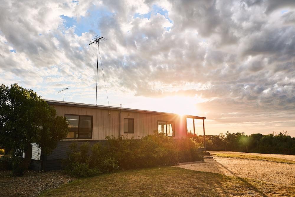 Torquay Foreshore Caravan Park,Jan Juc>>Geelong,3 star