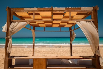 makai hotel north coast by brassbell