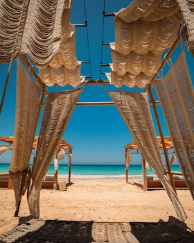 makai hotel north coast by brassbell