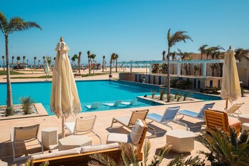 makai hotel north coast by brassbell