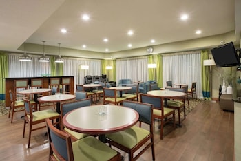 Fairbridge Inn & Suites Thornton,,3 star