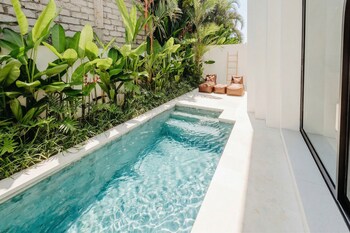 lily villas rice field view escape