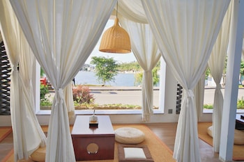 dali fish inn seaview hotel