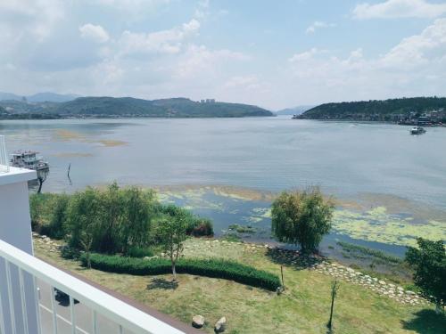 dali fish inn seaview hotel