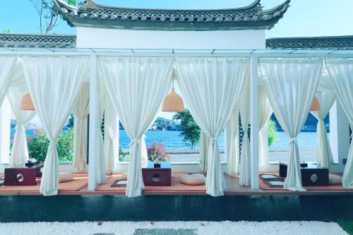 dali fish inn seaview hotel