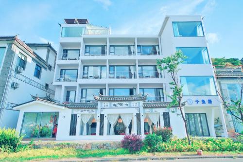 dali fish inn seaview hotel