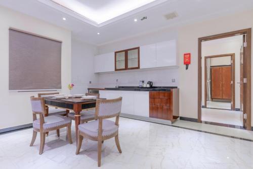 makeen homes aparthotel