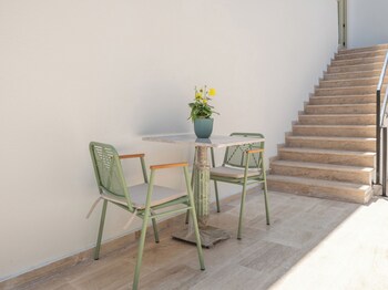 The Mint Urla,,0 star