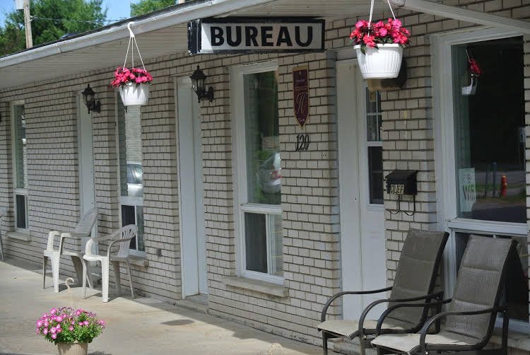 motel bonsoir