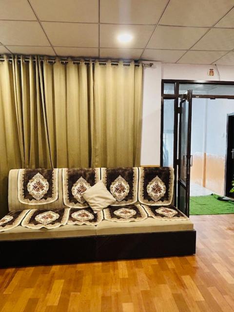 hotel shivika