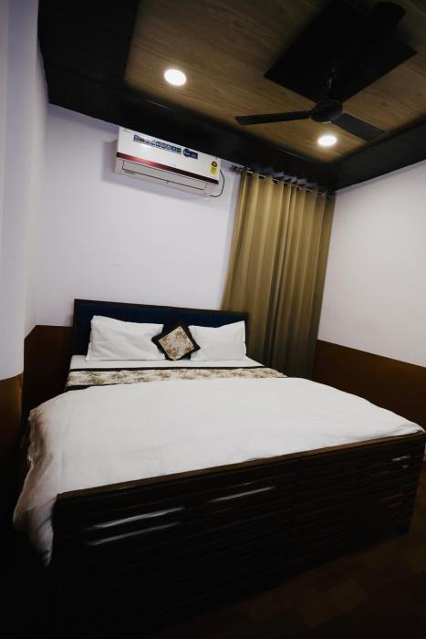 hotel shivika