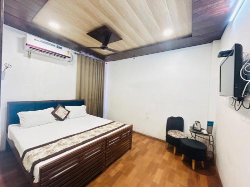 hotel shivika