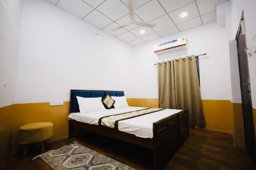 hotel shivika