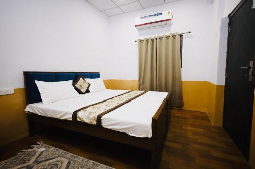 hotel shivika