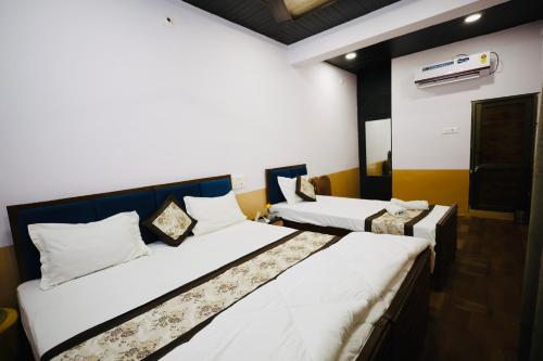 hotel shivika