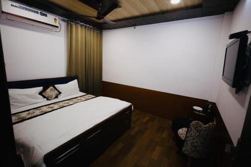 hotel shivika