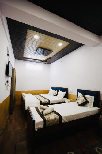 hotel shivika