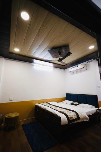 hotel shivika
