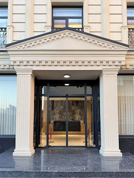 lumar tashkent city hotel