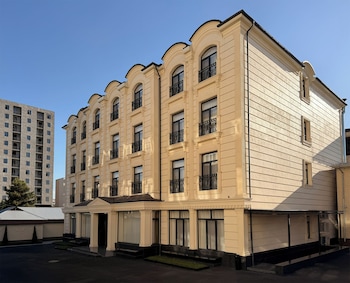 lumar tashkent city hotel