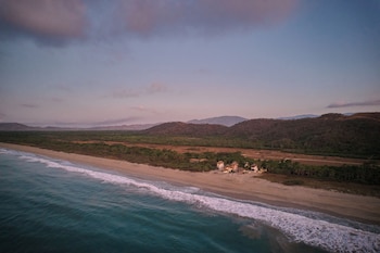 casa sal by tasman