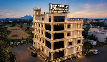 Jst Mahal And Residency,,2 star