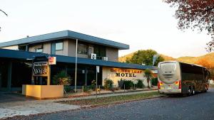 golden leaf motor inn