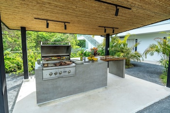 mono luxe villas