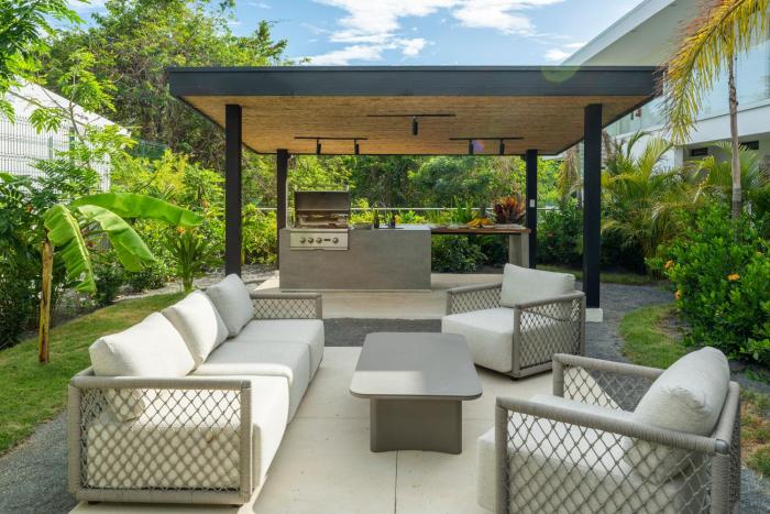 mono luxe villas