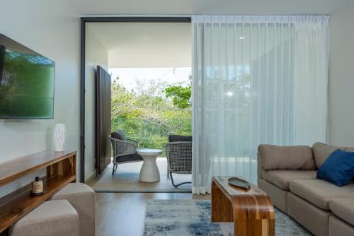 mono luxe villas