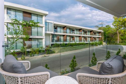 mono luxe villas