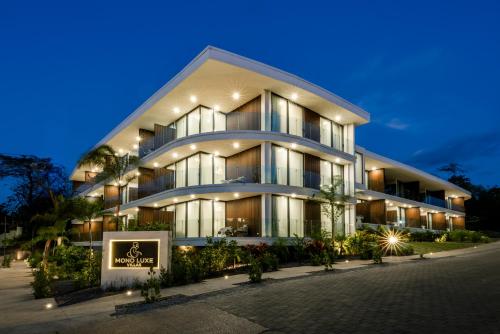 mono luxe villas