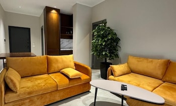 Anchor Luxury Rooms,,3 star