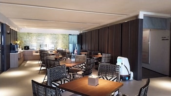 sovis plus hotel
